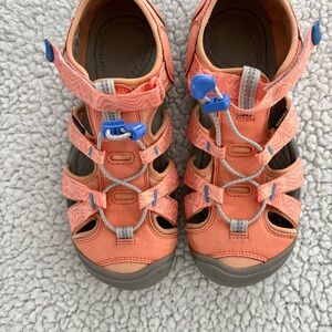 KEEN Kids Size 4 Shoes. Orange/Blue Trim. Gently Worn Pre-Owned.  See Photos